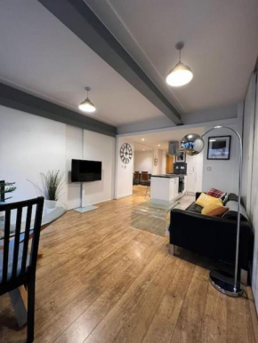 2Bed Stratford Apt with Easy Access to Central London, O2, ExCel, Parking Nearby